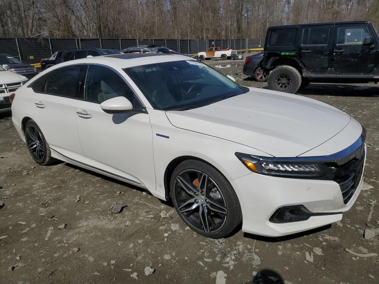 2021 Honda Accord VIN 1HGCV3F92MA008530 Copart auction photo, minor dent/scratches / undercarriage damage thumbnail 4