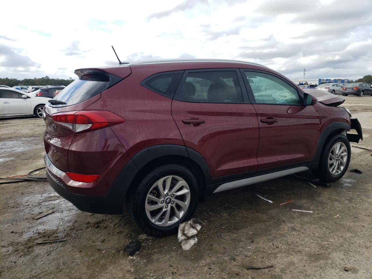 2017 Hyundai Tucson VIN KM8J33A42HU392297 Copart auction photo, front end damage thumbnail 3