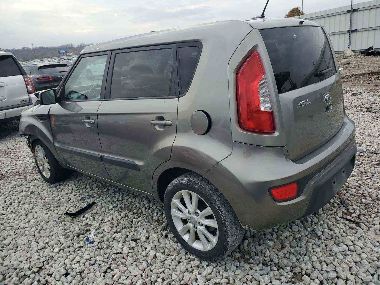 2013 KIA Soul VIN KNDJT2A66D7558877 Copart auction photo, front end damage thumbnail 2