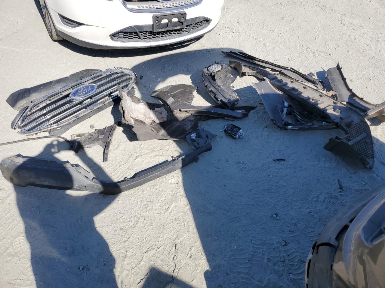 2019 Ford Edge VIN 2FMPK3K95KBB00873 Copart auction photo, all over damage thumbnail 13