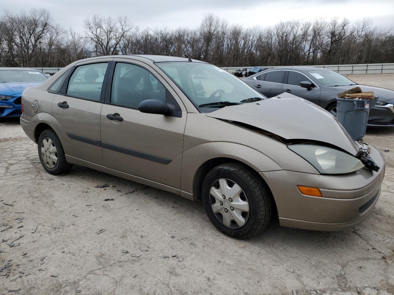 2003 Ford Focus VIN 1FAFP33P73W114861 Copart auction photo, front end / minor dent/scratches damage thumbnail 4