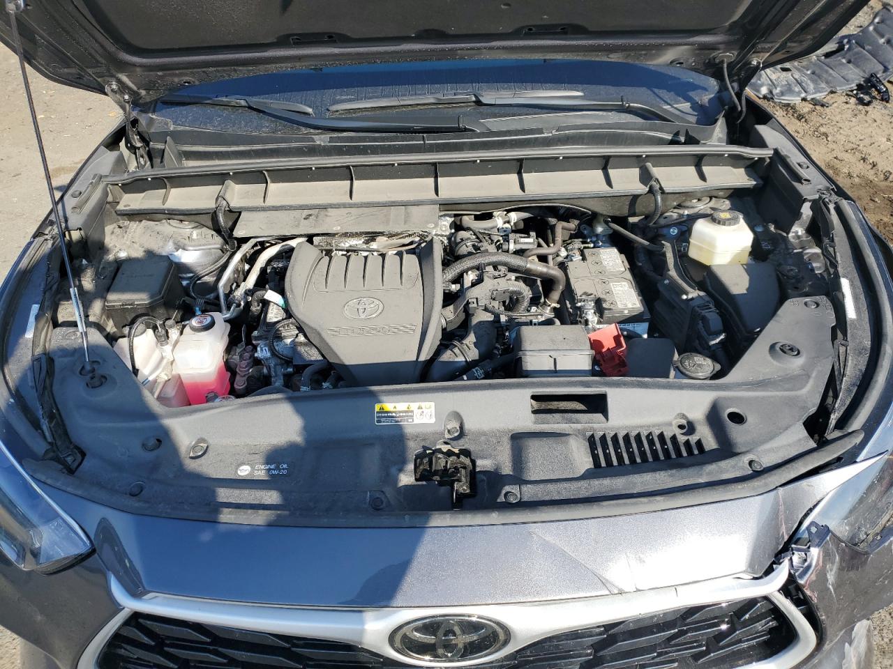 2024 Toyota Highlander VIN 5TDKDRBH2RS560424 Copart auction photo, all over damage thumbnail 12
