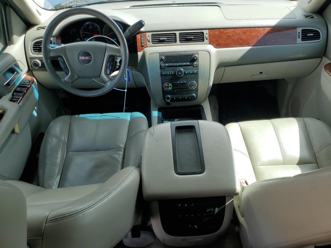 2012 GMC Yukon VIN 1GKS1CE00CR231713 Copart auction photo, normal wear damage thumbnail 8
