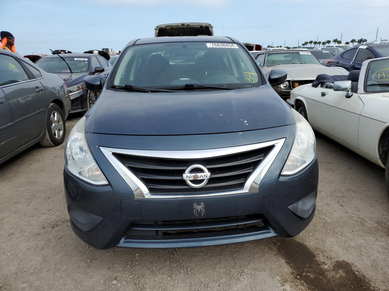 2015 Nissan Versa VIN 3N1CN7AP4FL918609 Copart auction photo, water/flood damage thumbnail 5