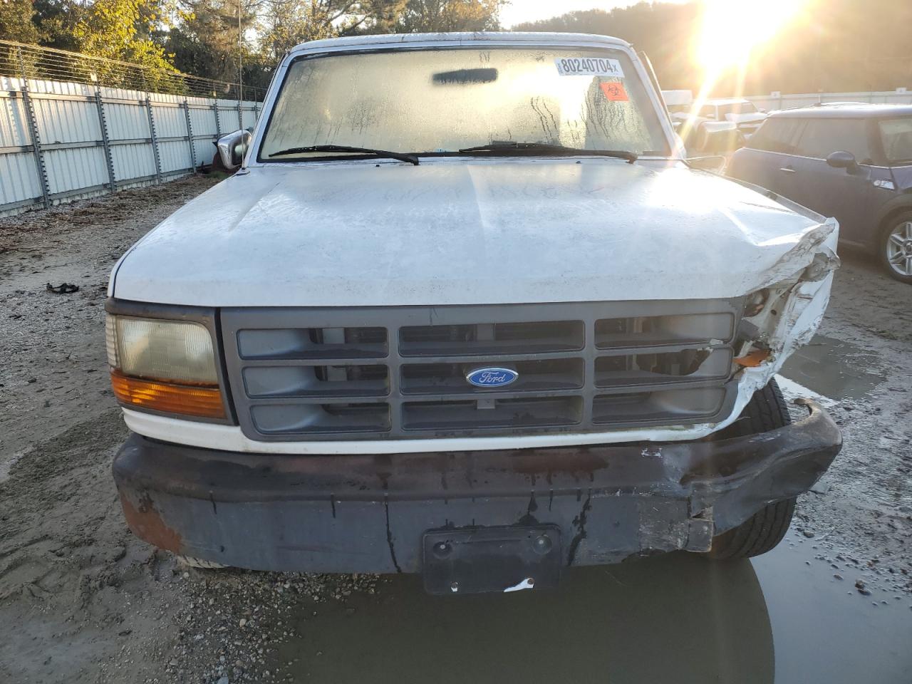 1997 Ford F250 VIN 1FTHF25H5VEC10115 Copart auction photo, front end / minor dent/scratches damage thumbnail 5