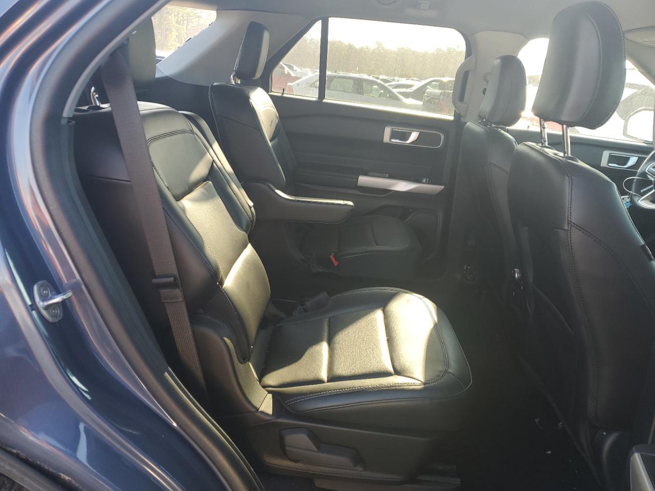 2021 Ford Explorer VIN 1FMSK7DH3MGC41331 Copart auction photo, rear end damage thumbnail 11