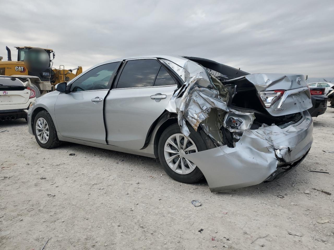 2016 Toyota Camry VIN 4T4BF1FK3GR580225 Copart auction photo, rear end / minor dent/scratches damage thumbnail 3