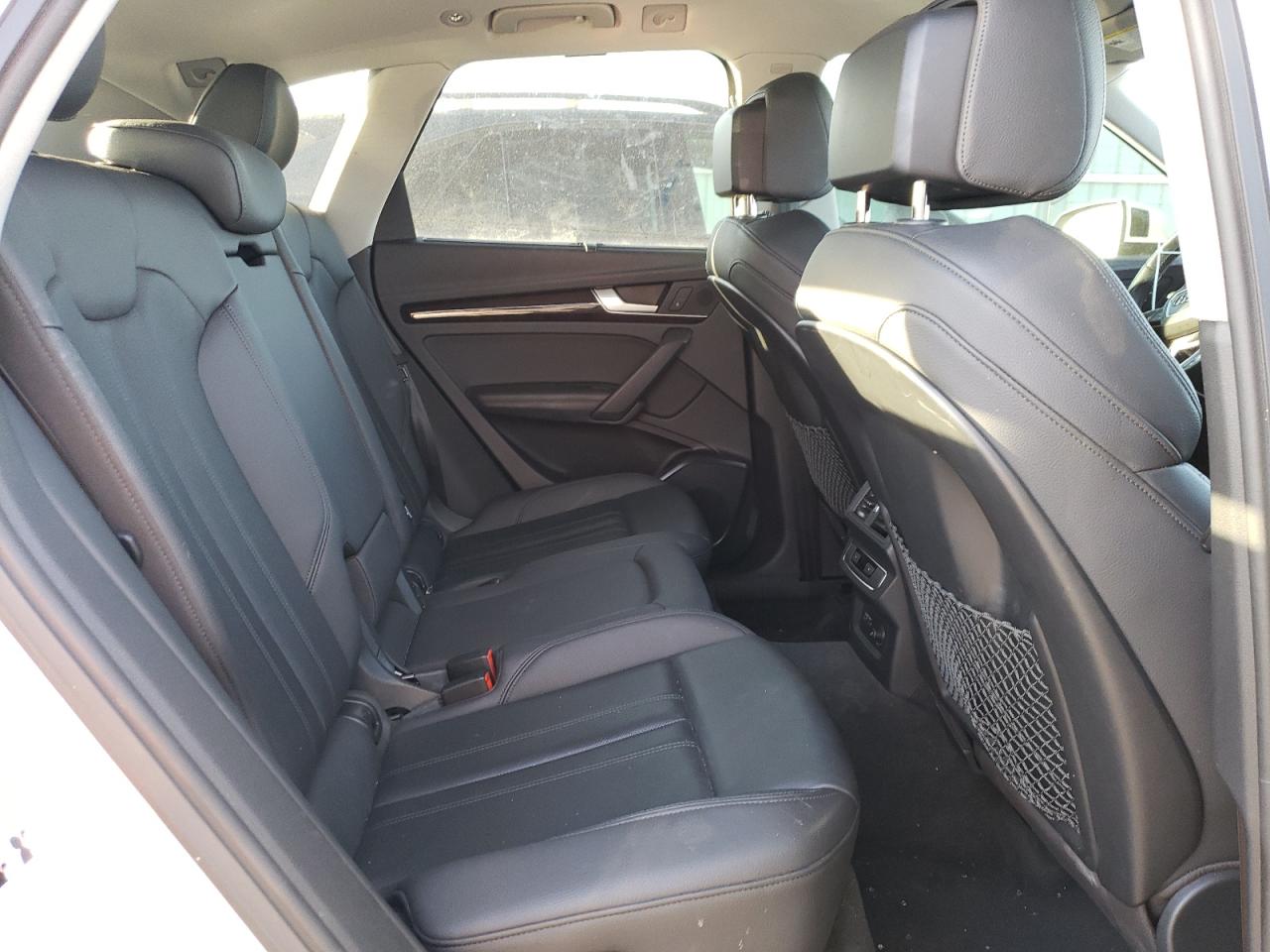 2020 Audi Q5 VIN WA1BNAFY8L2029987 Copart auction photo, front end / side damage thumbnail 11