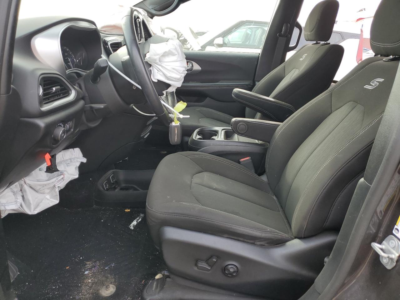 2020 Chrysler Pacifica VIN 2C4RC1FG4LR258637 Copart auction photo, front end damage thumbnail 7