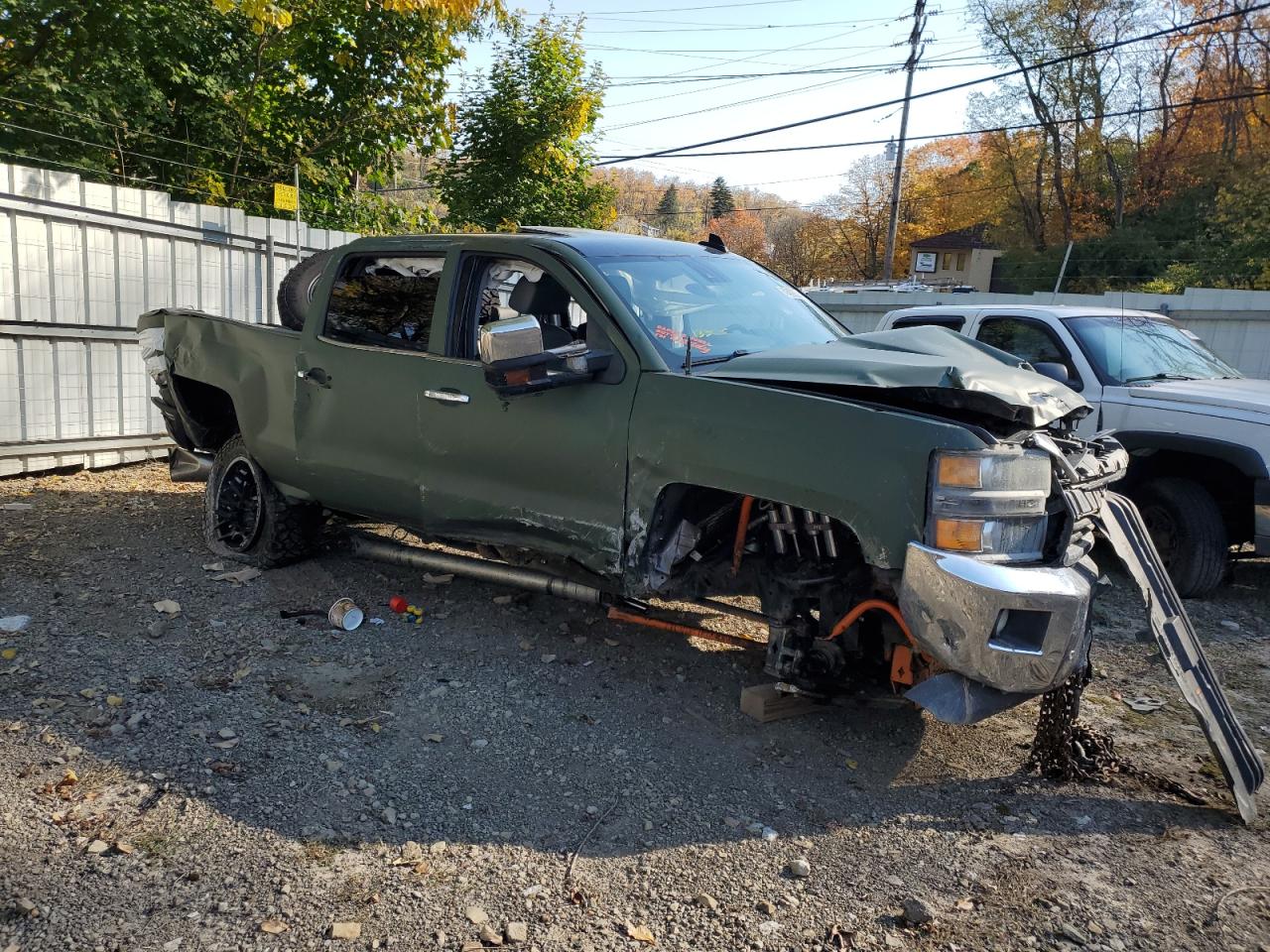 2015 Chevrolet Silverado VIN 1GC1KWE88FF572066 Copart auction photo, all over damage thumbnail 4