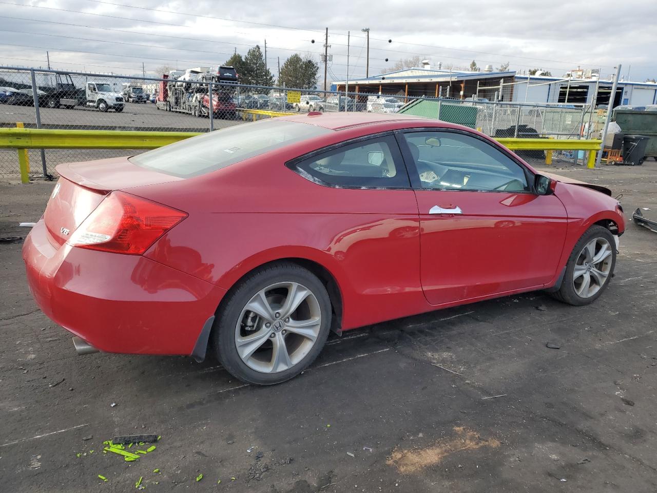 2011 Honda Accord VIN 1HGCS2A85BA003174 Copart auction photo, front end damage thumbnail 3