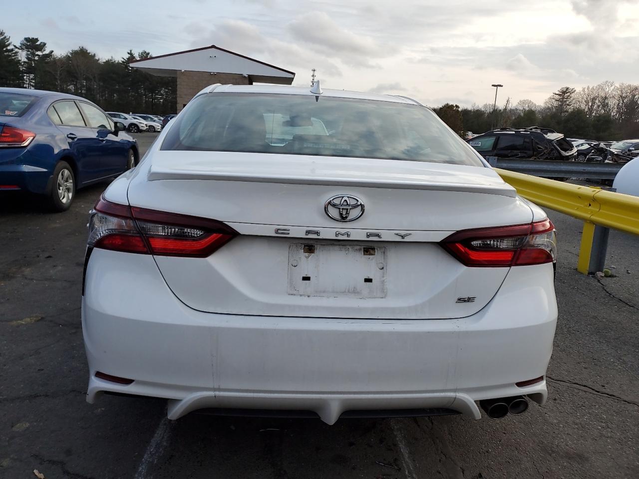 2021 Toyota Camry VIN 4T1G11AK4MU467952 Copart auction photo, front end / minor dent/scratches damage thumbnail 6