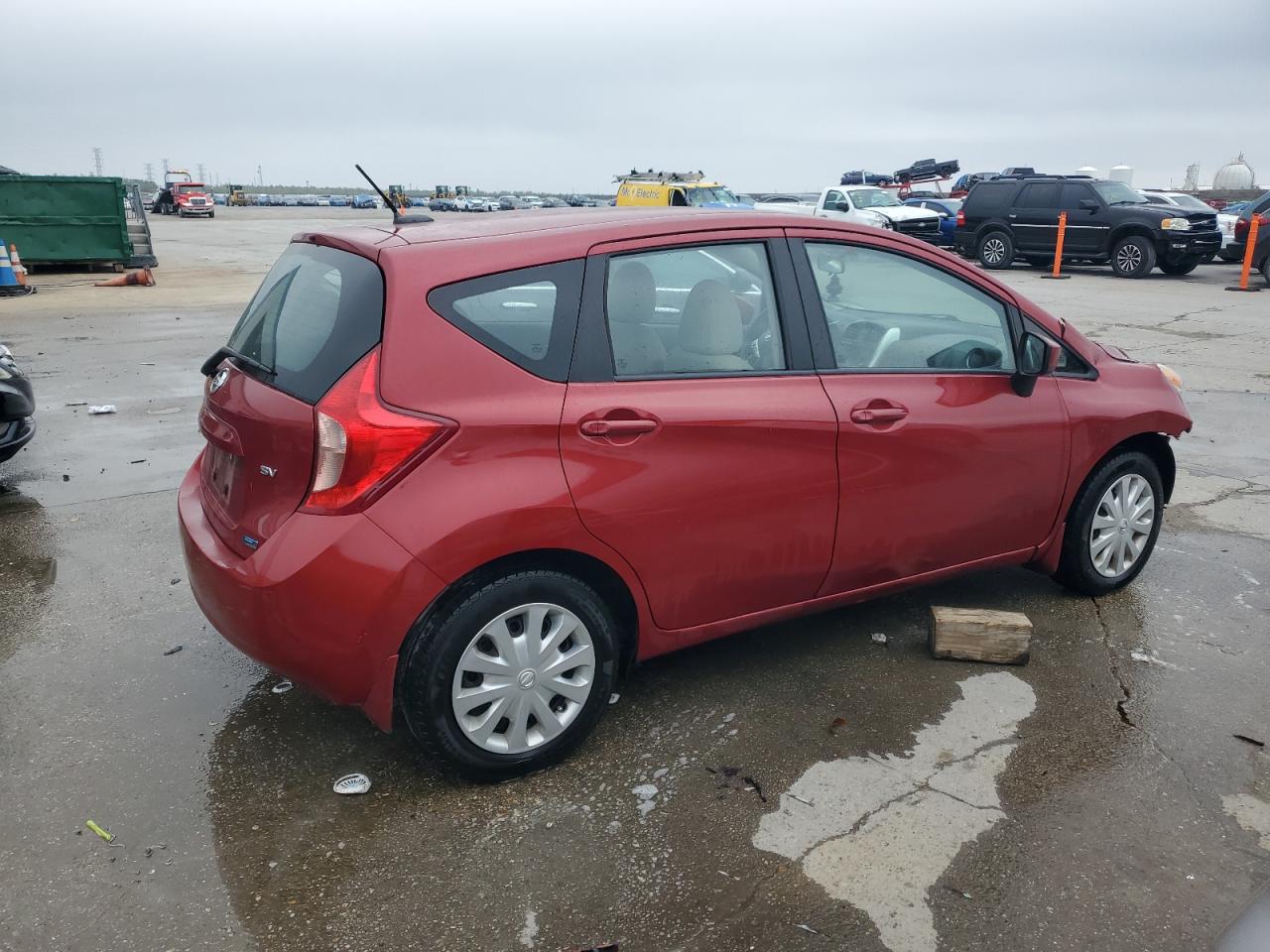 2015 Nissan Versa VIN 3N1CE2CP2FL441081 Copart auction photo, front end damage thumbnail 3