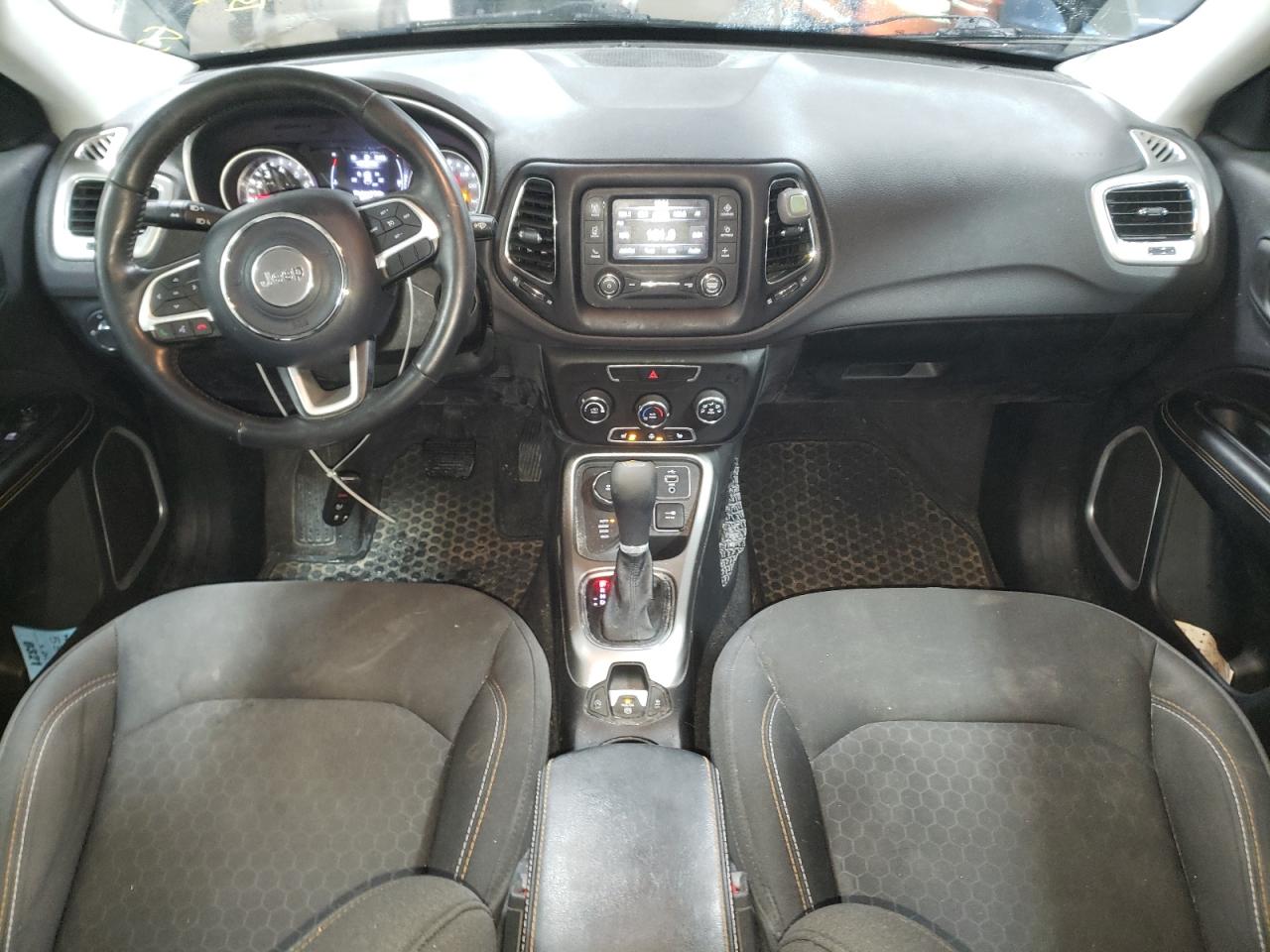 2018 Jeep Compass VIN 3C4NJDAB7JT399990 Copart auction photo, side / front end damage thumbnail 8