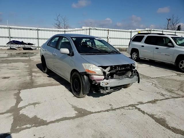 2007 Toyota Yaris VIN JTDBT923X71044555 Copart auction photo, front end / minor dent/scratches damage thumbnail 11
