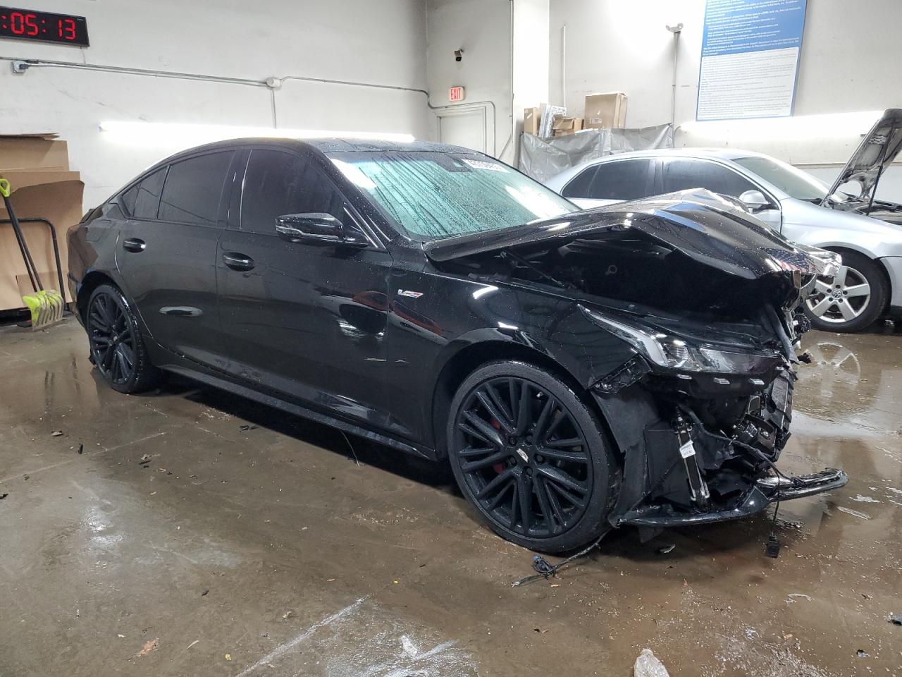 2021 Cadillac CT5 VIN 1G6DV5RW0M0143241 Copart auction photo, front end / rear end damage thumbnail 4
