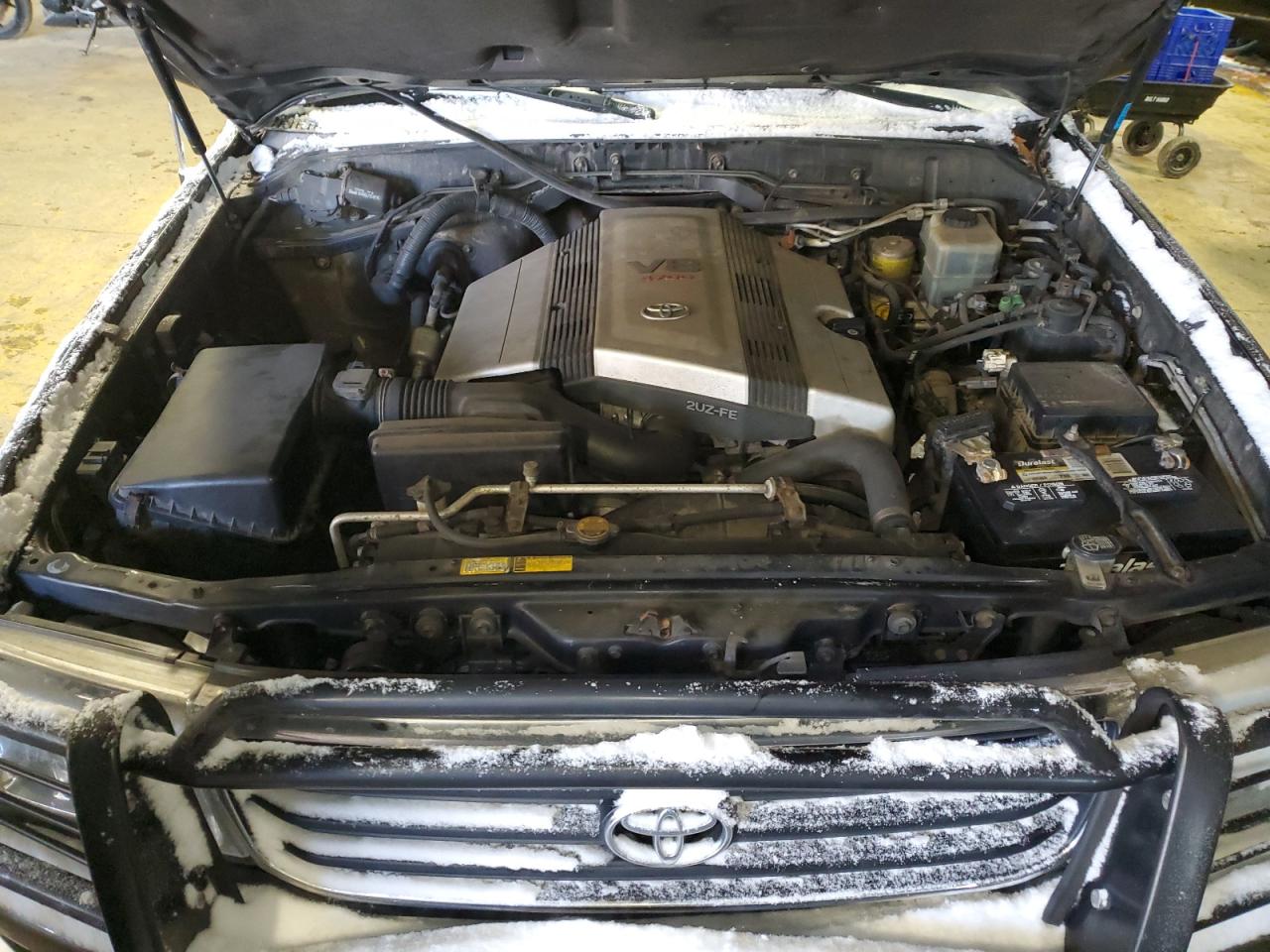 2001 Toyota Land Cruiser VIN JTEHT05J112007231 Copart auction photo, front end / minor dent/scratches damage thumbnail 13