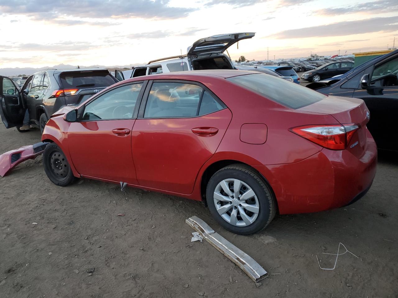 2014 Toyota Corolla VIN 2T1BURHE0EC134747 Copart auction photo, front end damage thumbnail 2