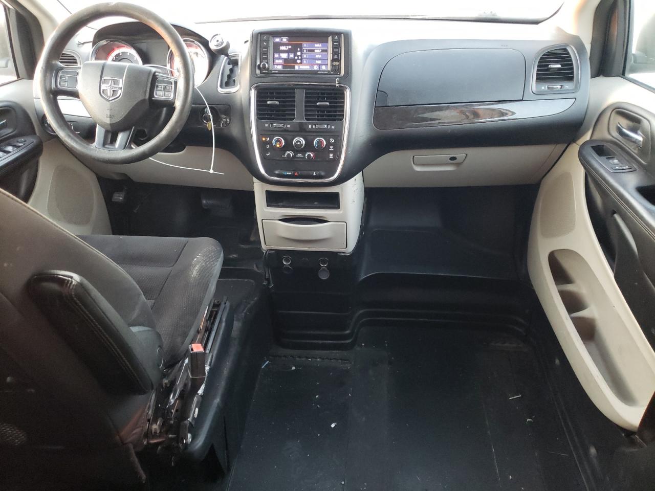 2019 Dodge Caravan VIN 2C7WDGBG1KR699720 Copart auction photo, minor dent/scratches damage thumbnail 8