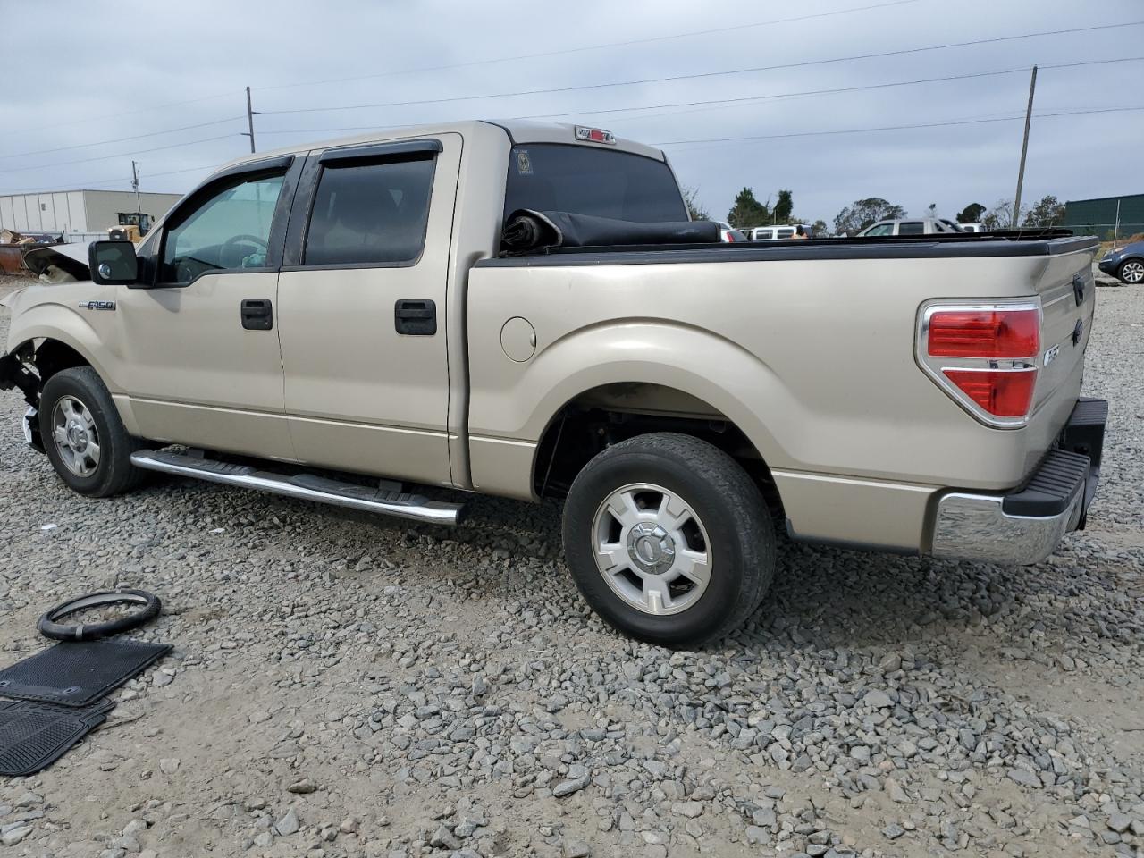 2010 Ford F-150 VIN 1FTFW1CVXAFD84776 Copart auction photo, front end damage thumbnail 2