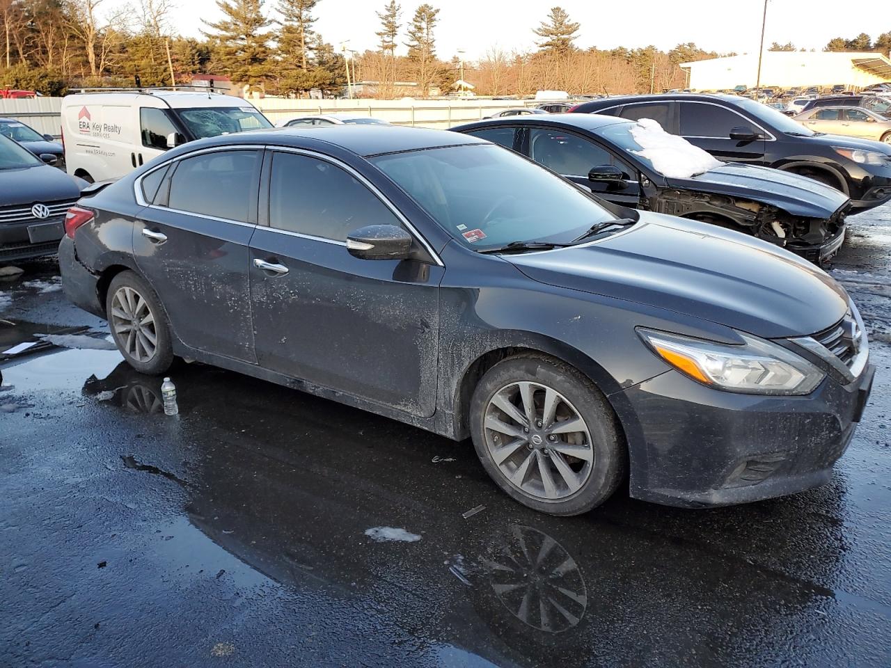 2017 Nissan Altima VIN 1N4AL3AP0HC185899 Copart auction photo, rear end damage thumbnail 4