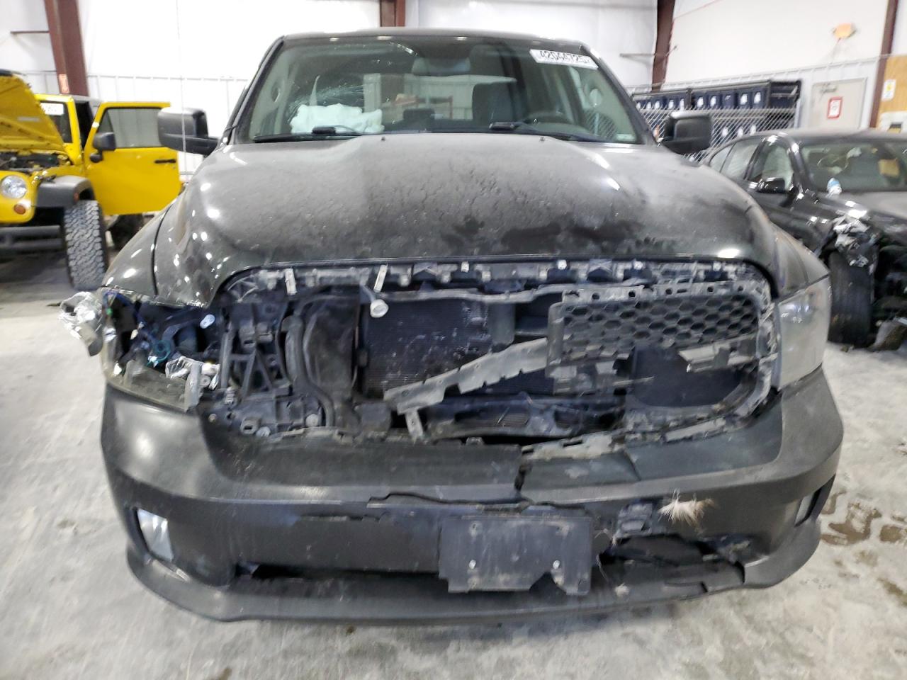 2016 RAM 1500 VIN 1C6RR7FT6GS402263 Copart auction photo, front end damage thumbnail 5