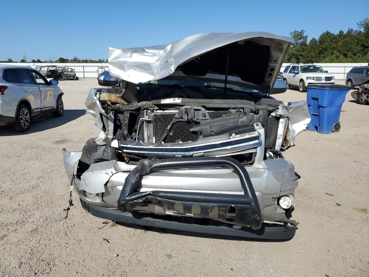2011 Chevrolet Tahoe VIN 1GNSCCE09BR373537 Copart auction photo, front end damage thumbnail 5