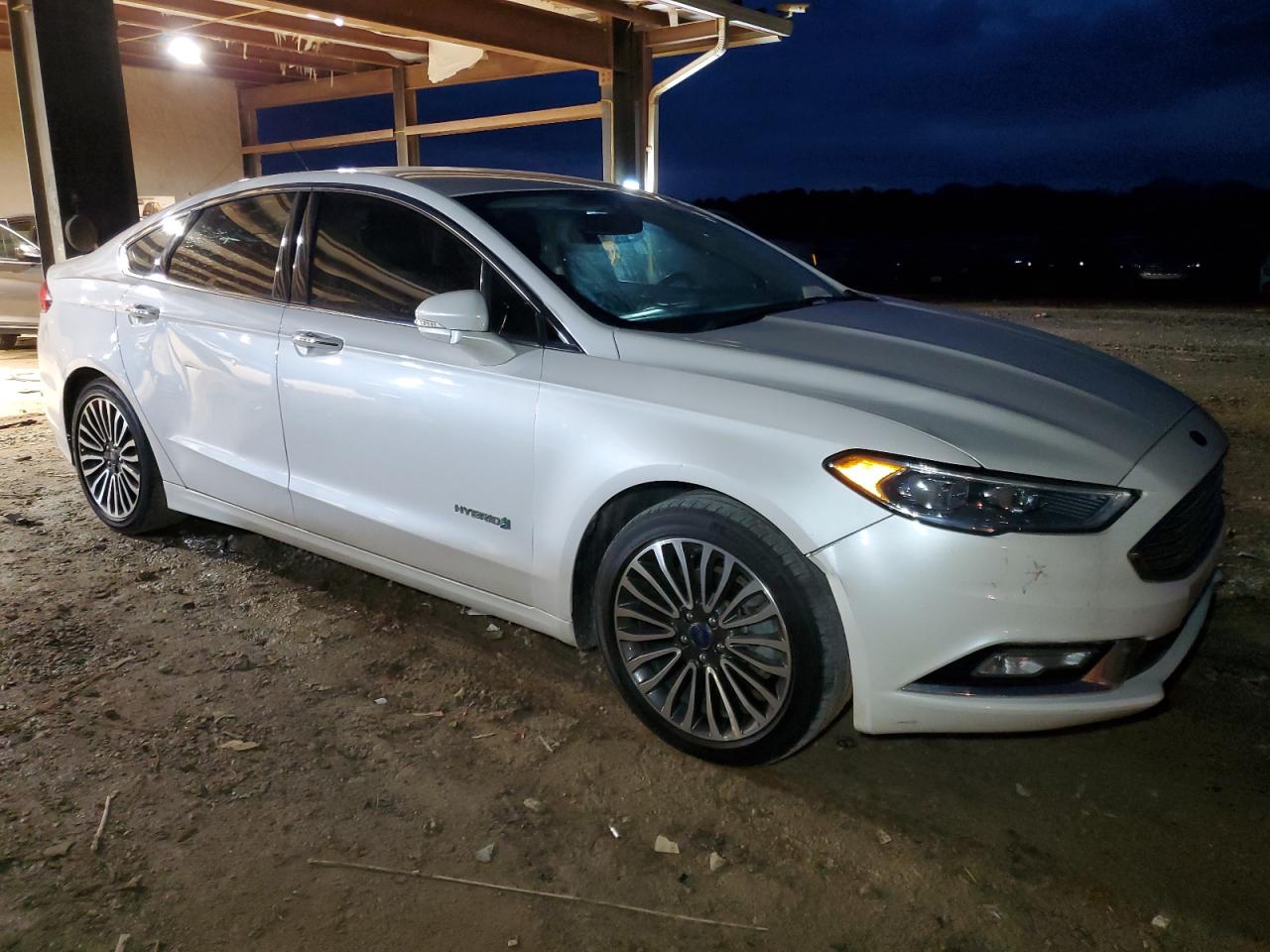 2017 Ford Fusion VIN 3FA6P0RU0HR128560 Copart auction photo, minor dent/scratches damage thumbnail 4