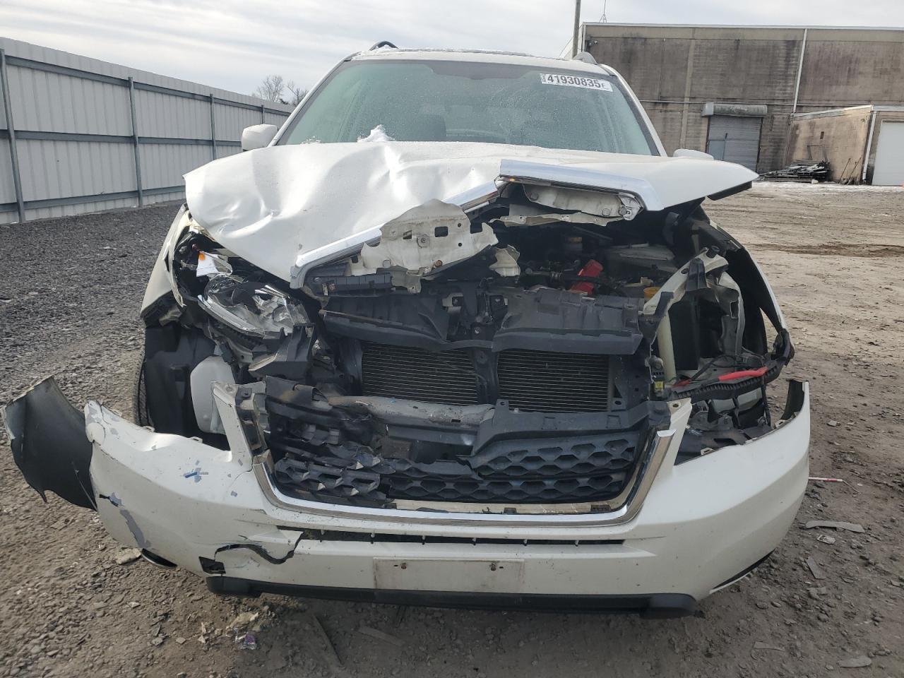 2015 Subaru Forester VIN JF2SJADCXFH401213 Copart auction photo, front end / rear end damage thumbnail 5