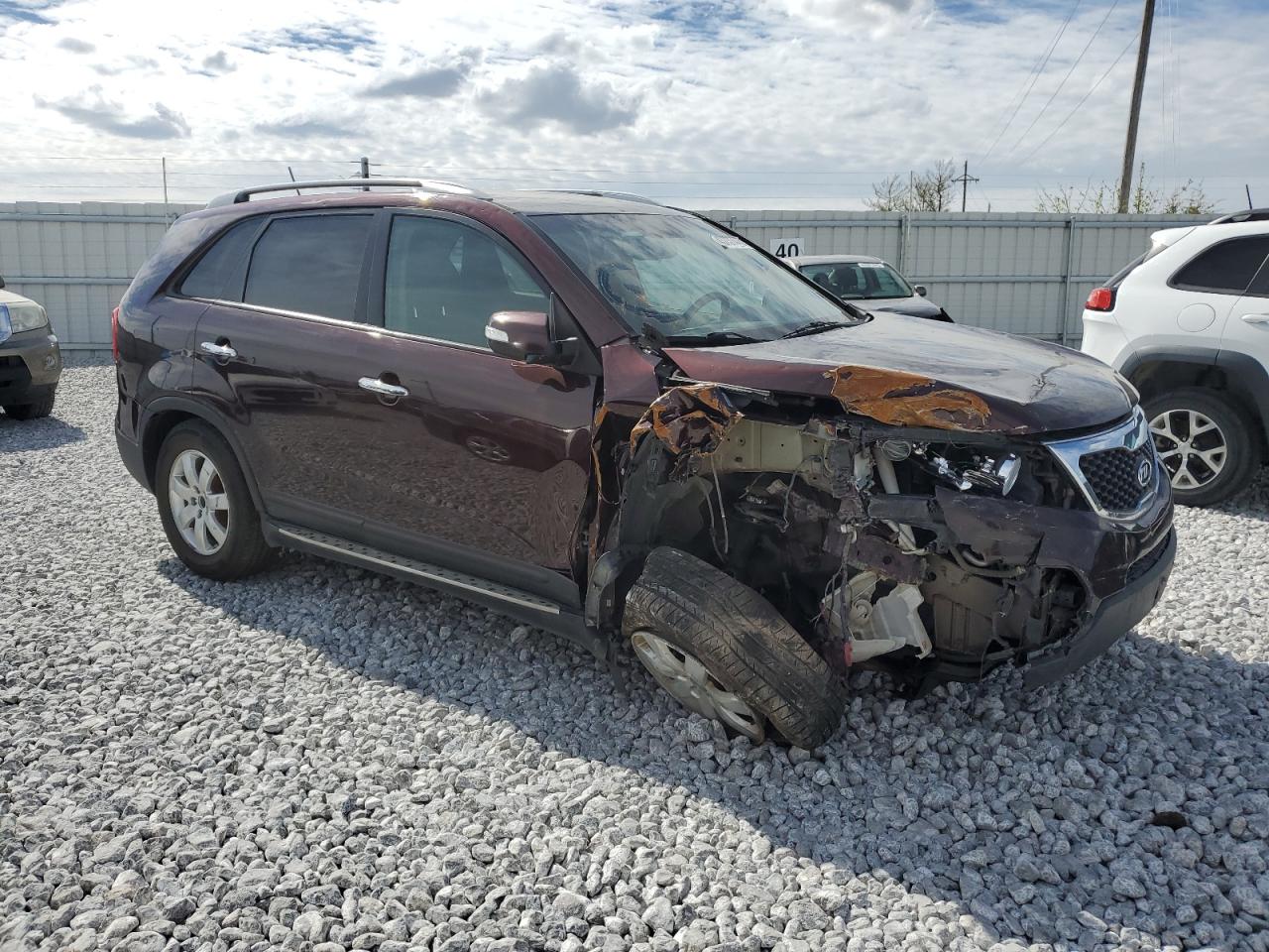 2012 KIA Sorento VIN 5XYKT3A63CG222146 Copart auction photo, front end / vandalism damage thumbnail 4