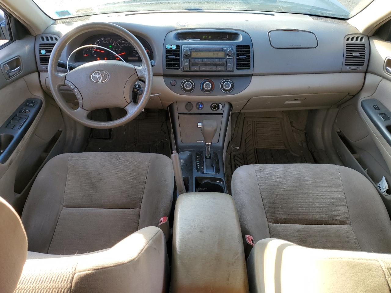2005 Toyota Camry VIN 4T1BE32K15U389740 Copart auction photo, front end / minor dent/scratches damage thumbnail 8