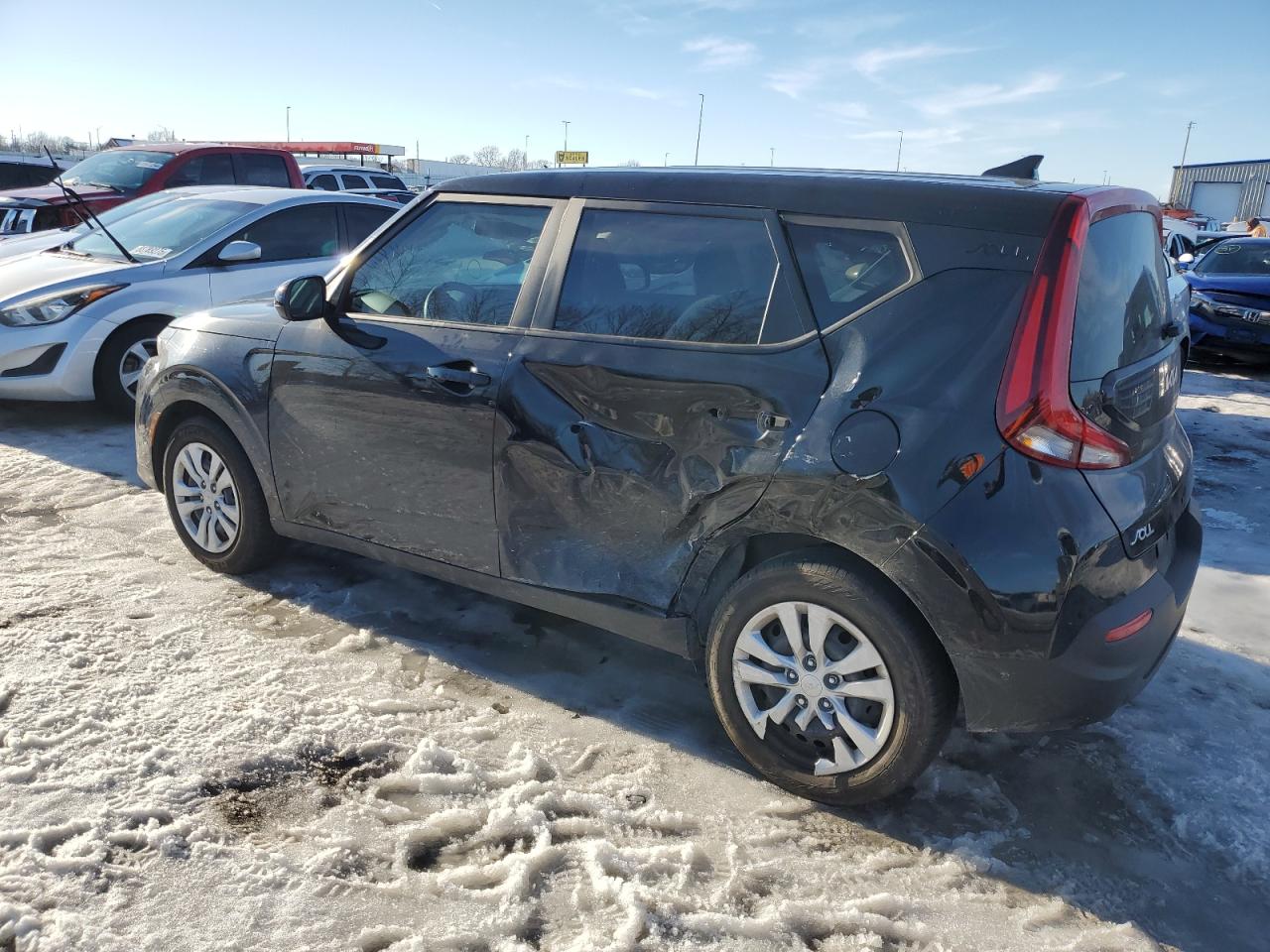 2022 KIA Soul VIN KNDJ23AU5N7172637 Copart auction photo, side / minor dent/scratches damage thumbnail 2