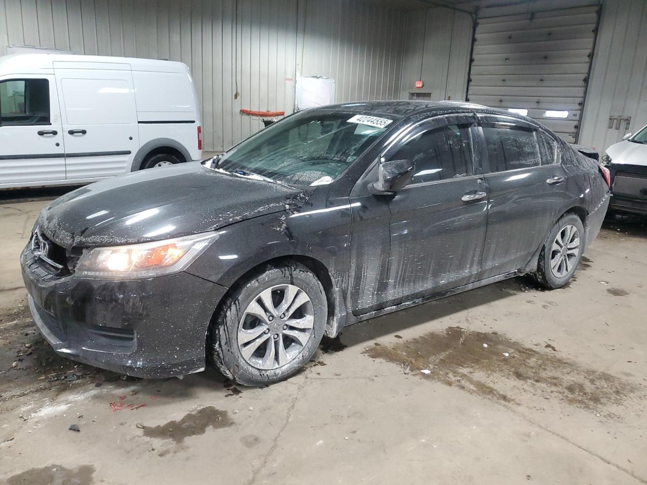 2015 Honda Accord VIN 1HGCR2F34FA261992