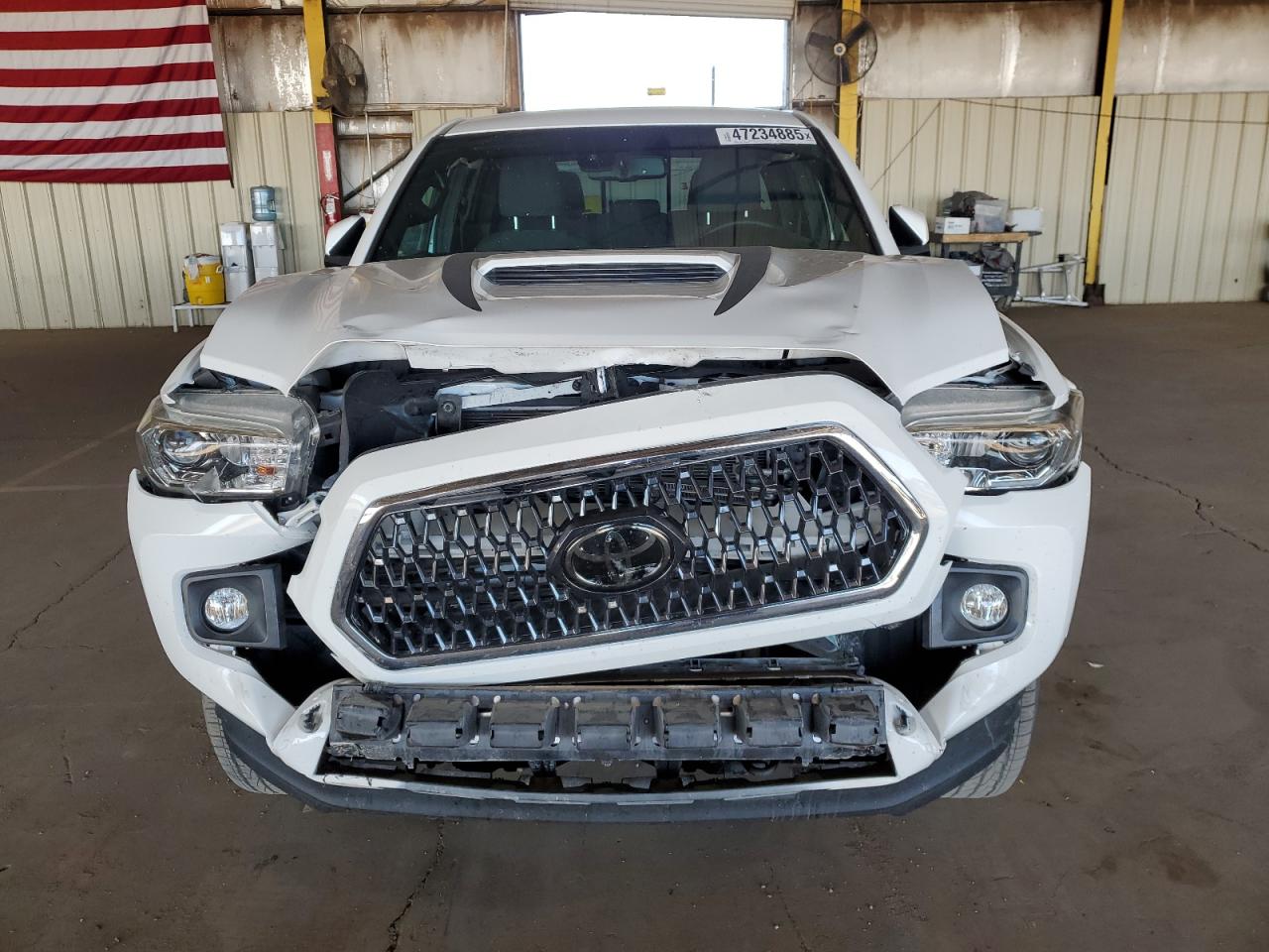 2019 Toyota Tacoma VIN 3TMBZ5DN4KM022133 Copart auction photo, front end damage thumbnail 5