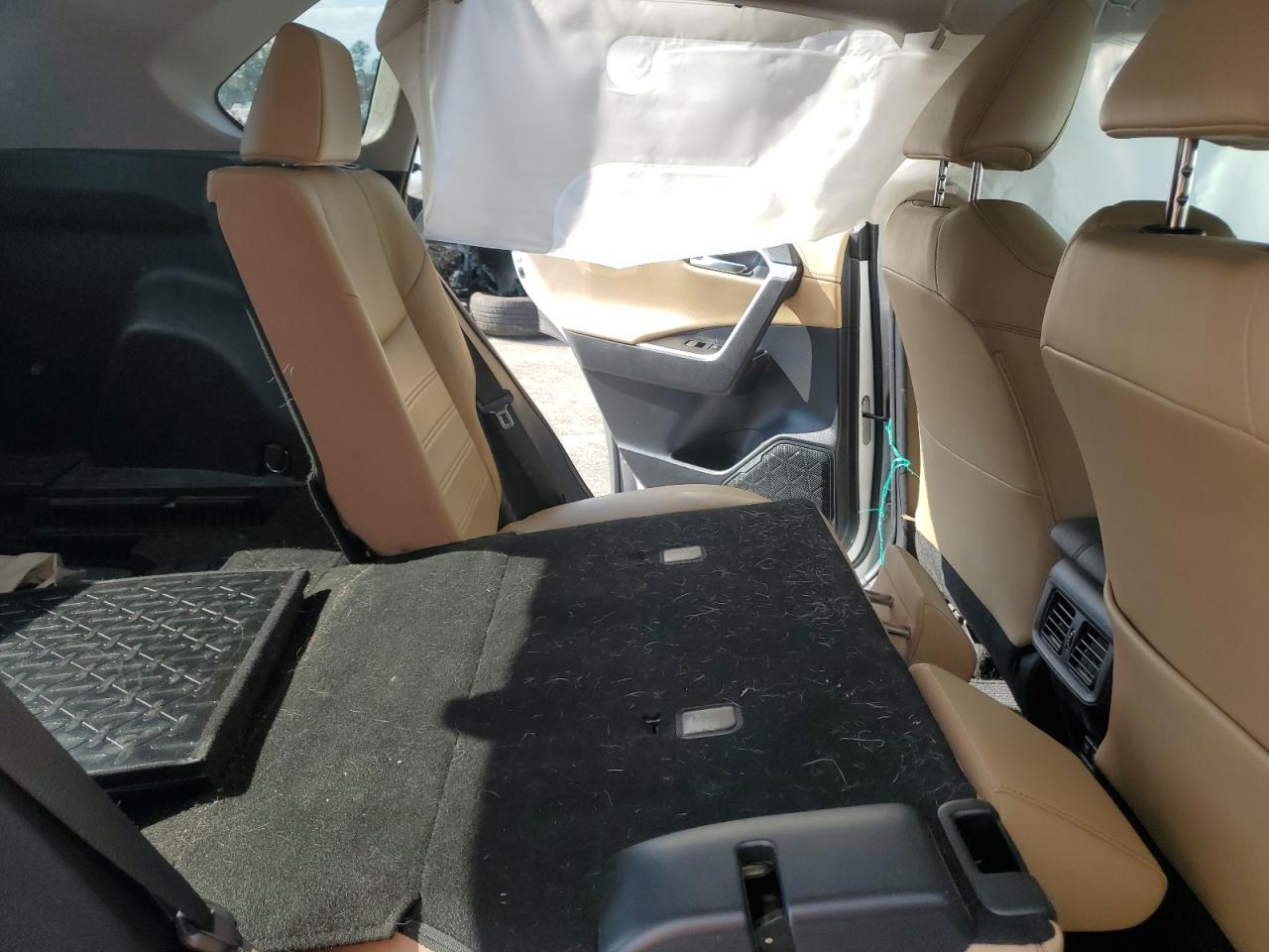 2019 Toyota RAV 4 VIN 2T3Y1RFV0KW014230 Copart auction photo, front end / side damage thumbnail 11