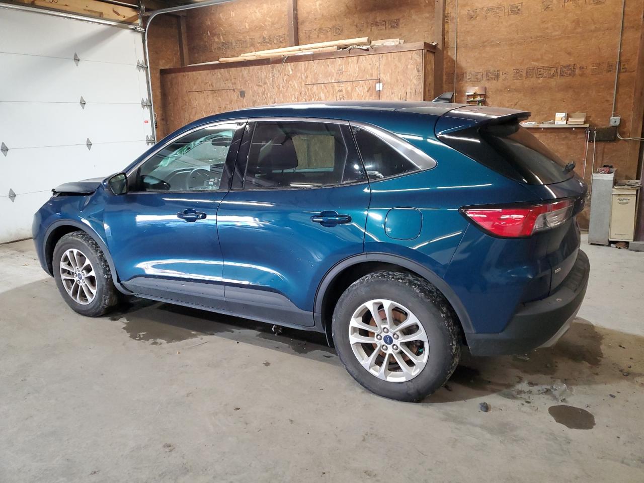 2020 Ford Escape VIN 1FMCU9G66LUC61545 Copart auction photo, front end / side damage thumbnail 2