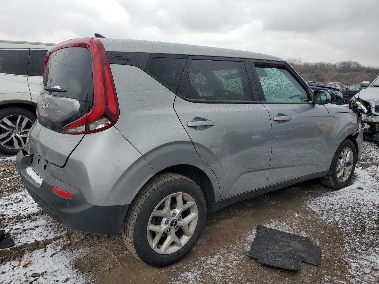 2022 KIA Soul VIN KNDJ23AUXN7805438 Copart auction photo, front end damage thumbnail 3