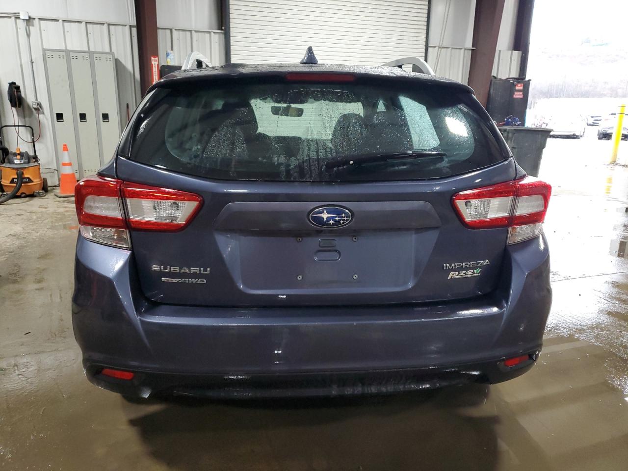 2017 Subaru Impreza VIN 4S3GTAB61H3717692 Copart auction photo, front end / top/roof damage thumbnail 6