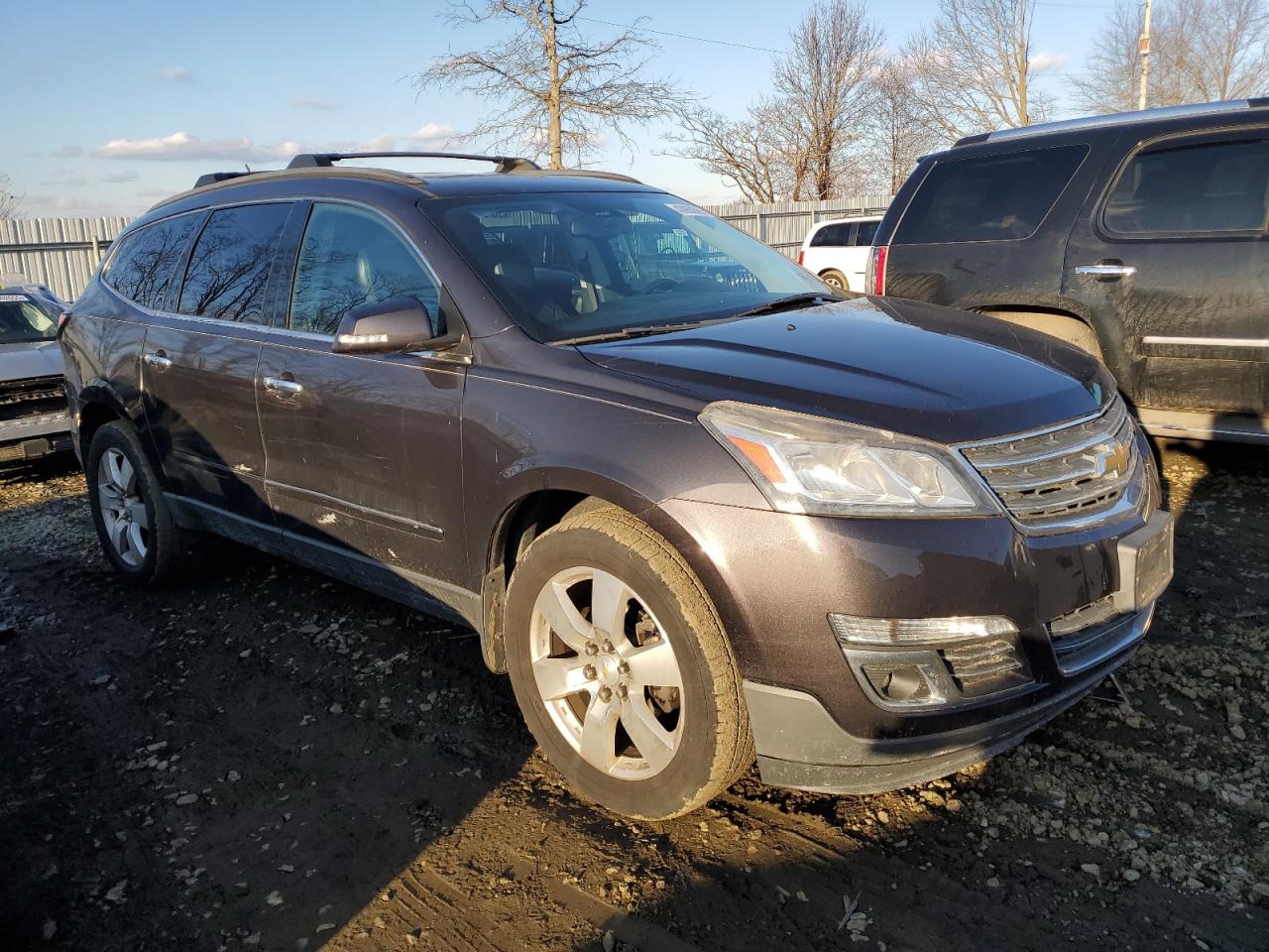 2013 Chevrolet Traverse VIN 1GNKVLKD9DJ211734 Copart auction photo, side / minor dent/scratches damage thumbnail 4