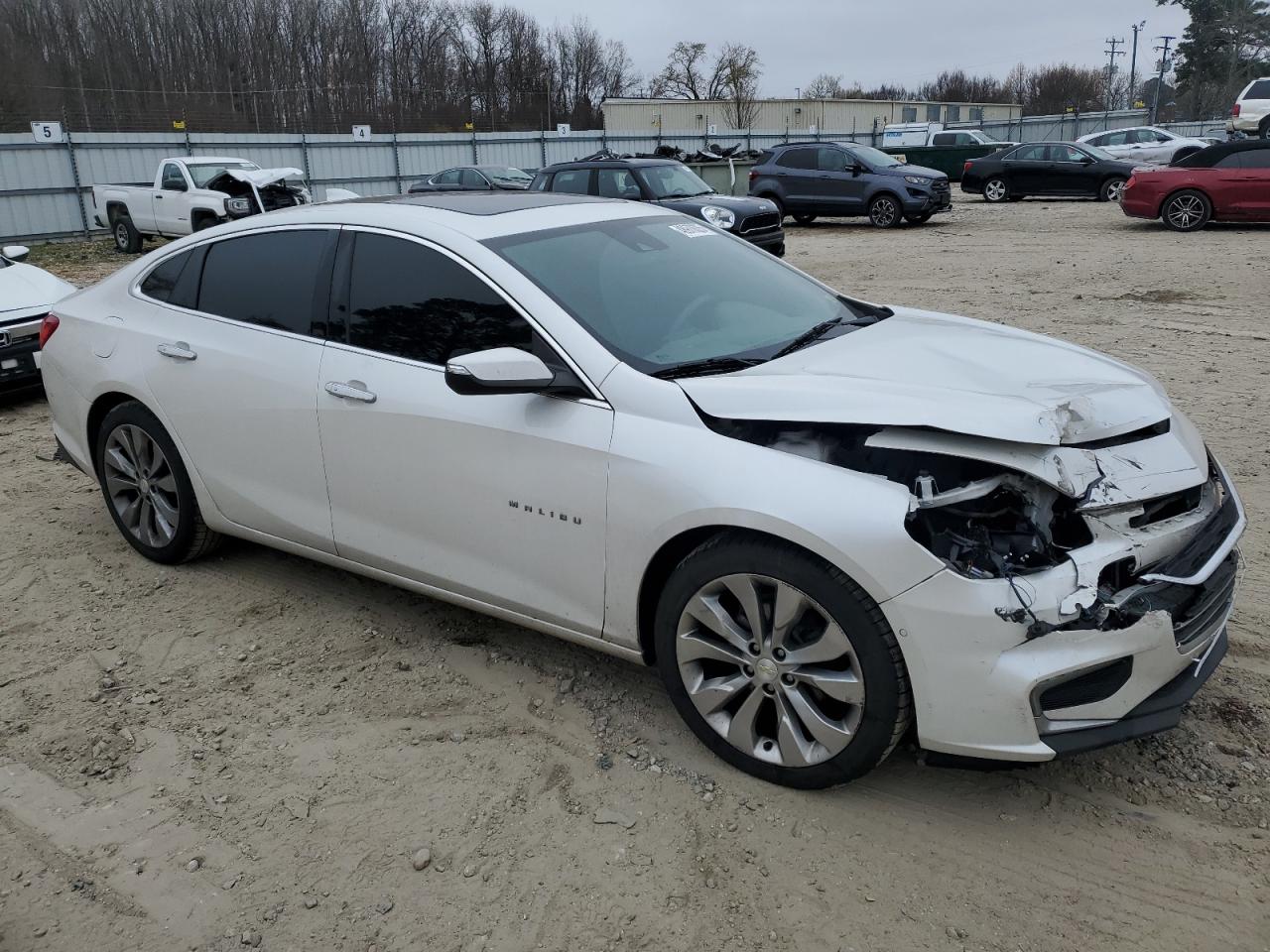 2018 Chevrolet Malibu VIN 1G1ZE5SX5JF131948 Copart auction photo, front end / minor dent/scratches damage thumbnail 4