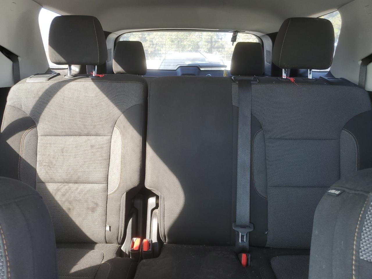 2020 Chevrolet Traverse VIN 1GNEVFKWXLJ164132 Copart auction photo, side / undercarriage damage thumbnail 10