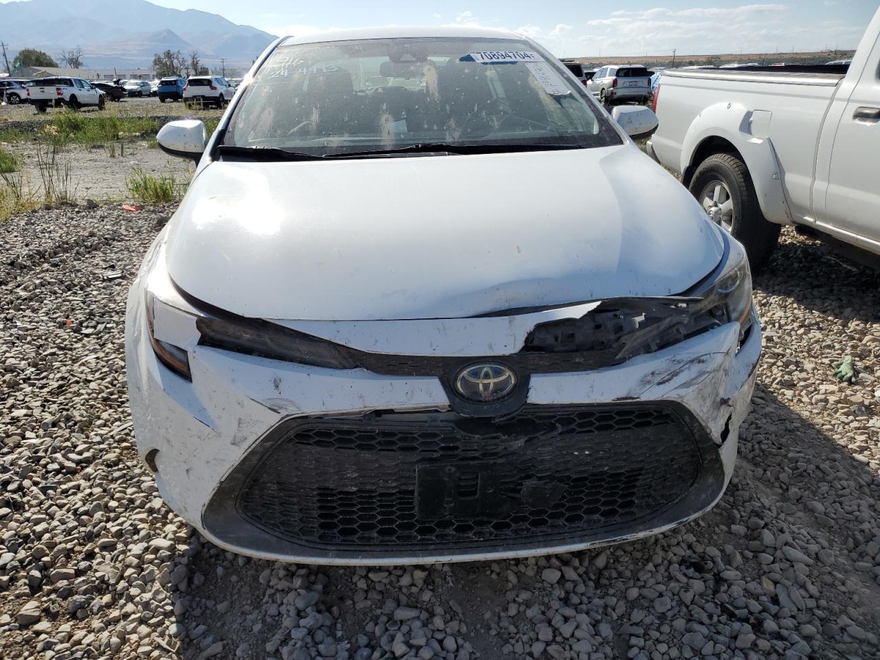2022 Toyota Corolla VIN JTDEAMDE1NJ036409 Copart auction photo, front end damage thumbnail 5