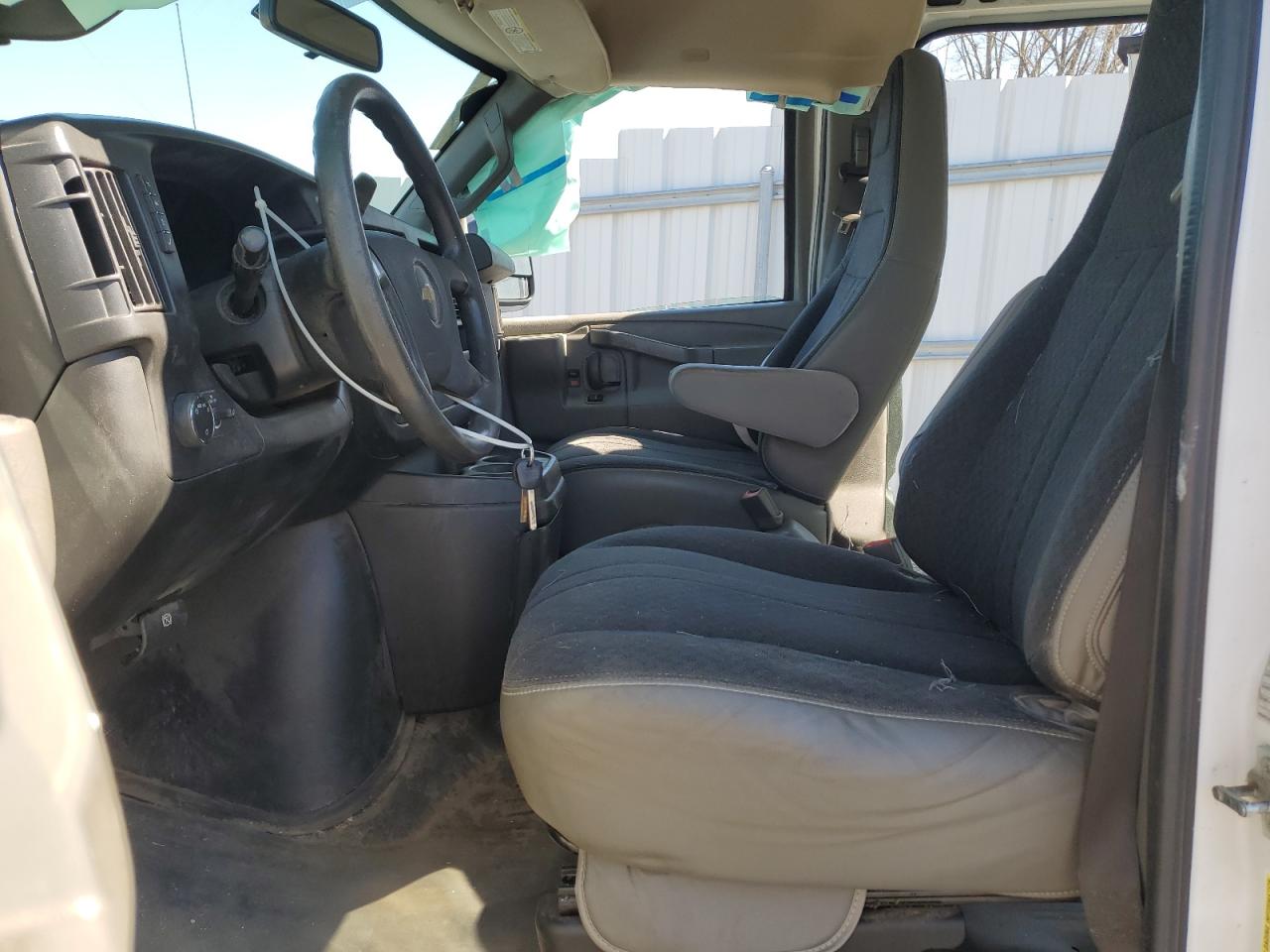 2018 Chevrolet Express VIN 1GCWGAFG3J1903979 Copart auction photo, side damage thumbnail 7