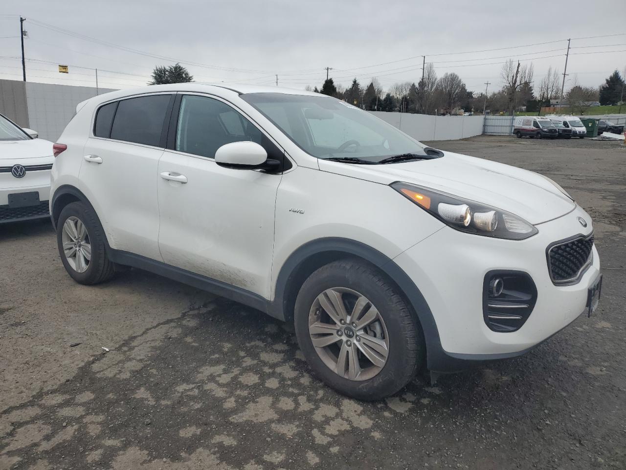2017 KIA Sportage VIN KNDPMCACXH7129802 Copart auction photo, all over damage thumbnail 4