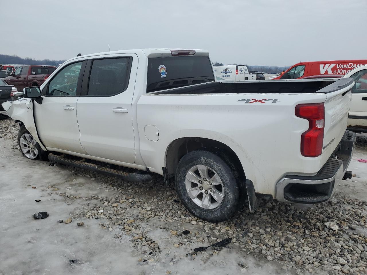 2019 Chevrolet Silverado VIN 1GCUYDED5KZ317526 Copart auction photo, front end damage thumbnail 2