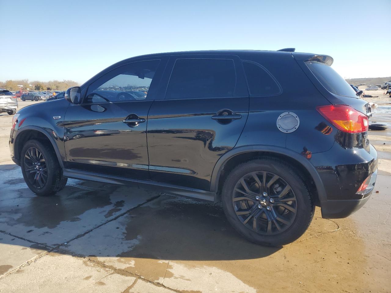 2019 Mitsubishi Outlander VIN JA4AP3AU4KU009972 Copart auction photo, rear end / normal wear damage thumbnail 2