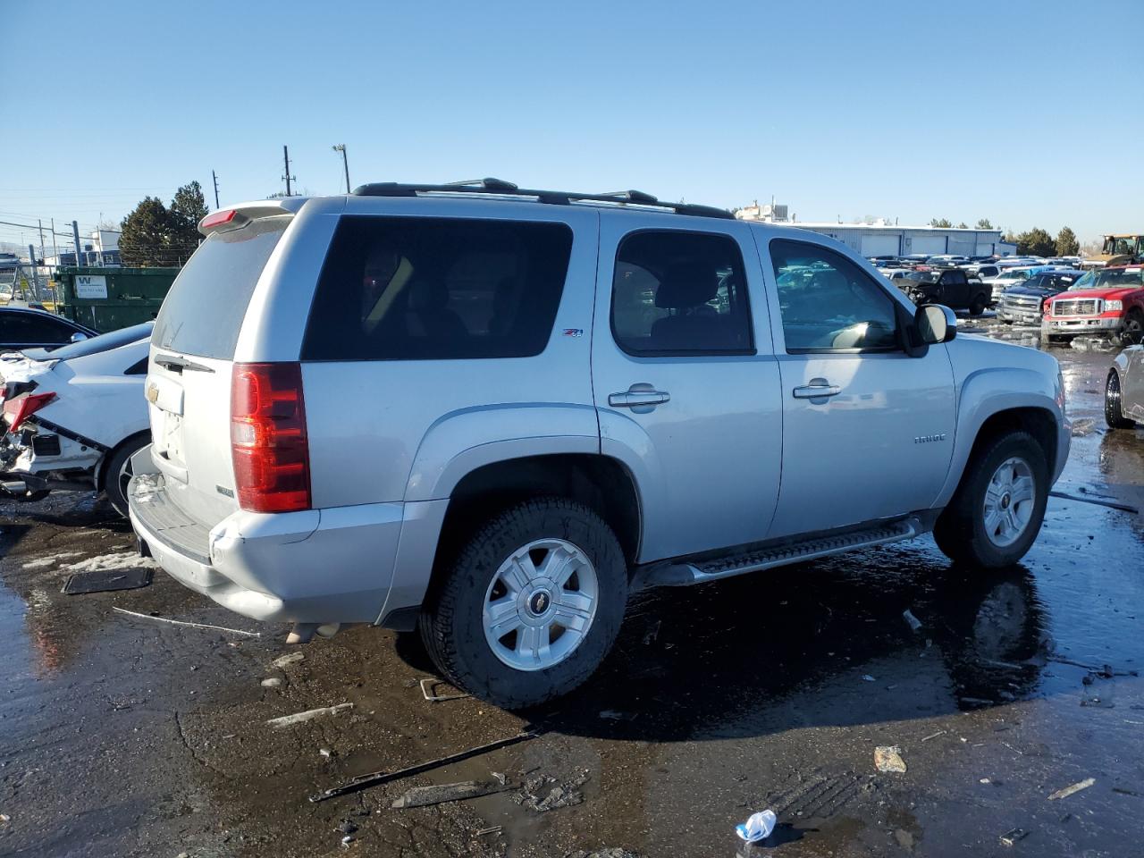 2010 Chevrolet Tahoe VIN 1GNUKBE09AR117726 Copart auction photo, all over damage thumbnail 3