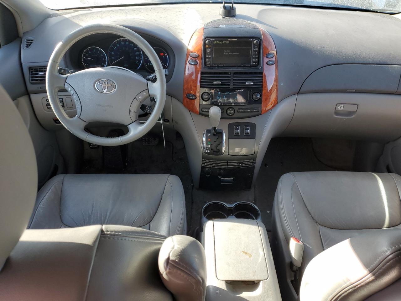 2010 Toyota Sienna VIN 5TDYK4CC4AS320026 Copart auction photo, side damage thumbnail 8
