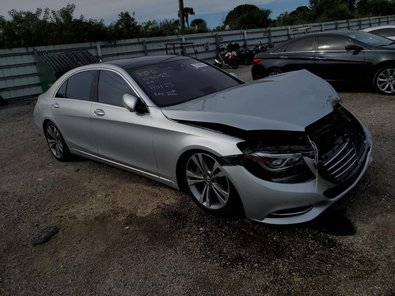 2015 Mercedes-Benz S-klasse VIN WDDUG8CB4FA110177 Copart auction photo, all over / mechanical damage thumbnail 4