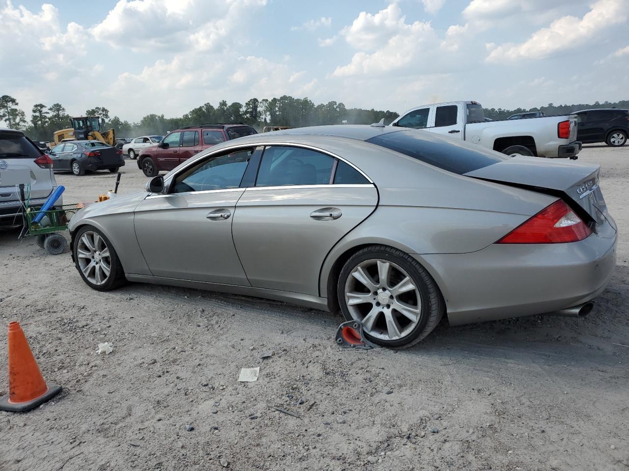 2008 Mercedes-Benz Cls-klasse VIN WDDDJ72X48A130456 Copart auction photo, front end damage thumbnail 2